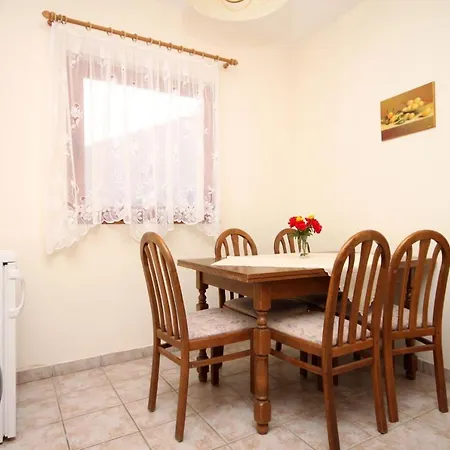 By The Sea - 9127 * Rogoznica (Sibenik-Knin)