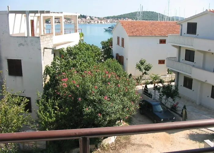 By The Sea - 9127 * Rogoznica (Sibenik-Knin)